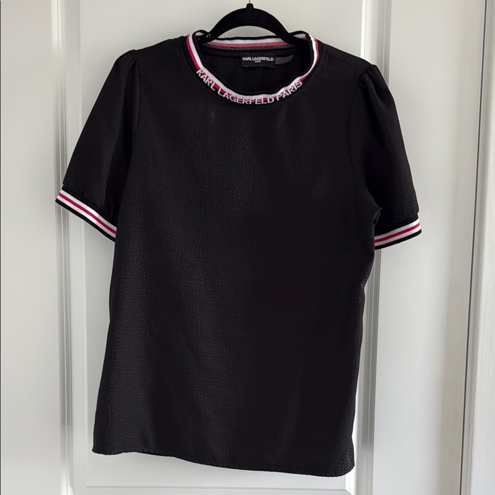 Textured Logo Trim Ringer Tee In Black - Picture 2 of 5